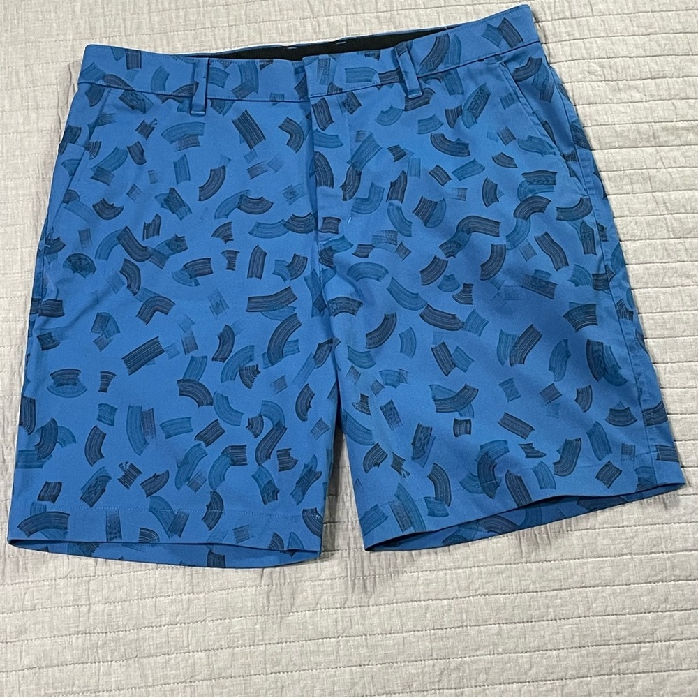 Nike Tour Men’s Golf 8” Chino Shorts Sz 36 Abstract Water Repellent Flat Front